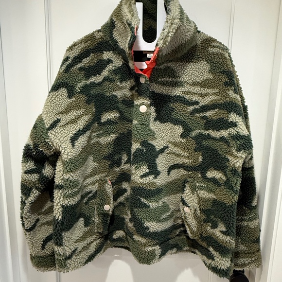 EUC J.Crew Snap-Collar Sherpa Fleece - Olive Camo - Picture 1 of 3